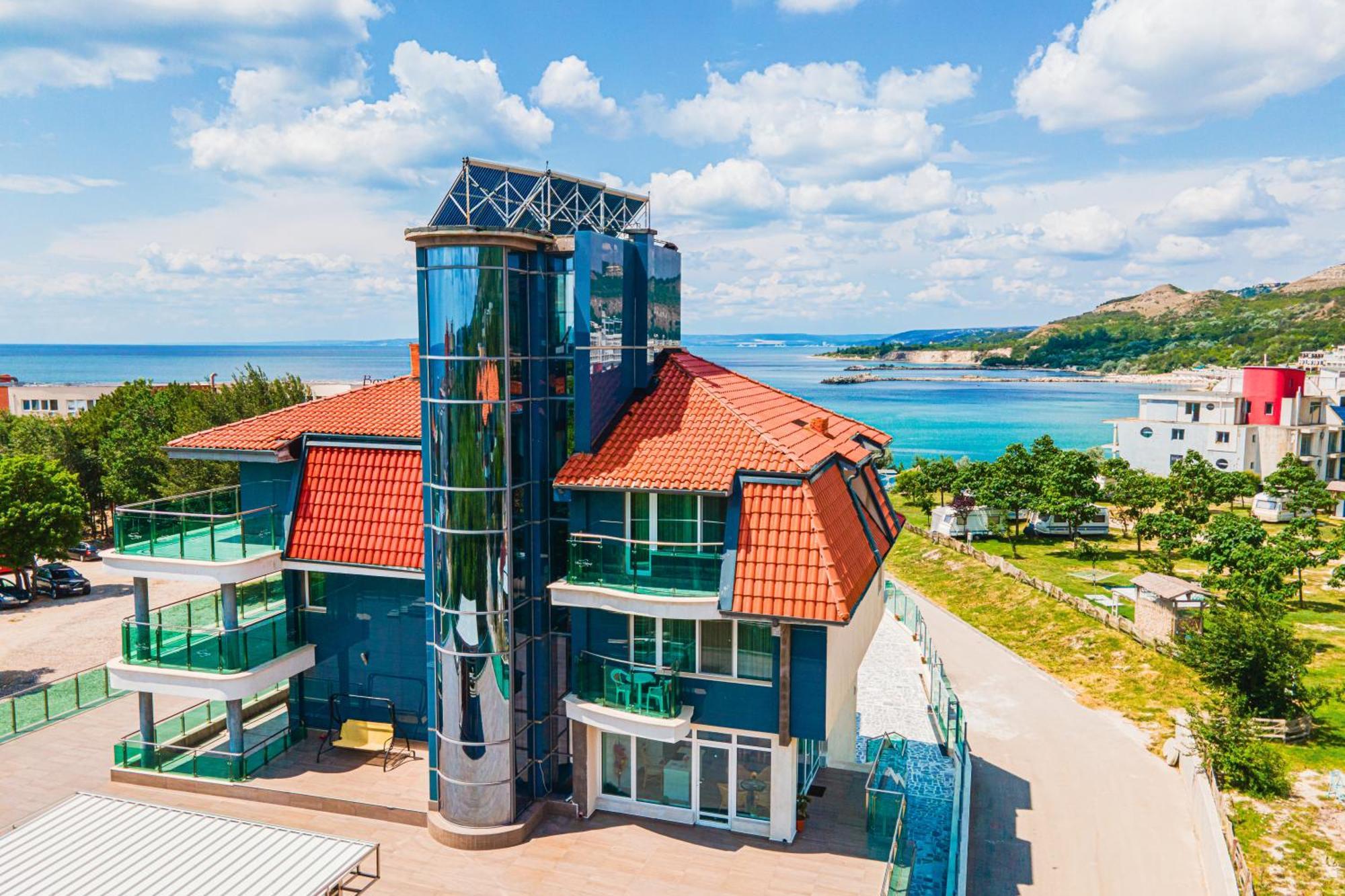 Villa Viktor Топола Екстериор снимка